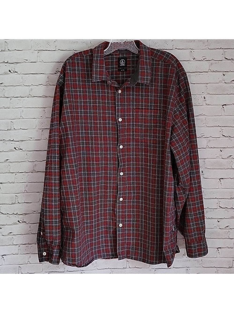 Volcom Men's Long-sleeved Button-Down Classic Fit Shirt, Size XXL
